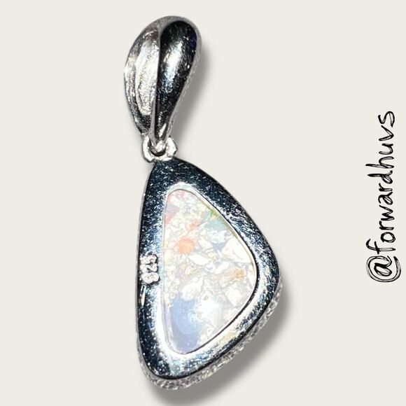 Sterling Silver Triangular Pendant with Mosaic Opal Composite – 925 Marked - Picture 8 of 9